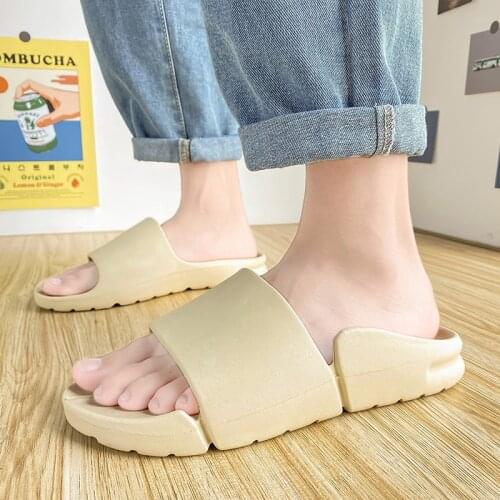 Summer Men Women Slippers Outdoor Clogs Garden Shoes Beach Slides Mules Bathroom Loafers Casual Massage Home Indoor Slippers 46
