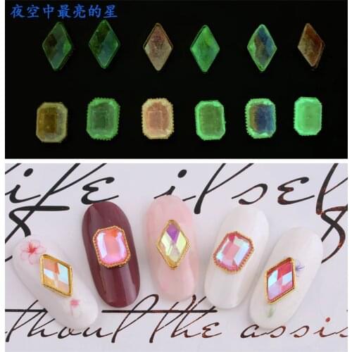 100pcs Glow in the Dark Stones Bead Luminous Crystals Glow In Dark Gems 3D Rhinestone Nail Art Glitter Sticker Decal Charm 7-12