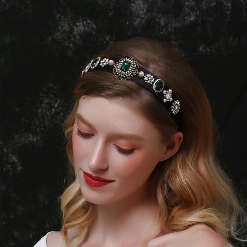 2020 New Fashion Crown headband Crystal Bridal Crown Tiaras Light Gold Diadem Tiaras for Women Bride Wedding Hair Accessories