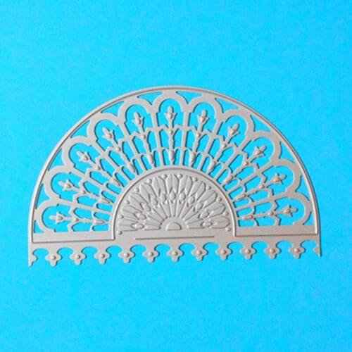 YLCD736 Peacock Screen Shoe Metal Cutting Dies For Scrapbooking Stencils DIY Album Cards Decoration Embossing Folder Die Cutter