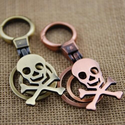 Skull keychain key ring crossbones waist hanging key chain llaveros hombre high quality retro keyfob key holder portachiavi