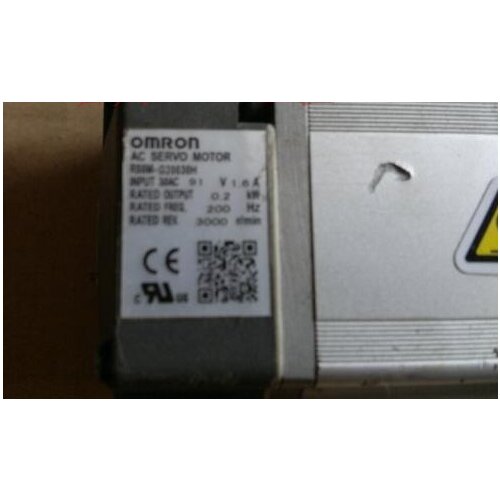 R88M-G20030H SERVO MOTOR , used in good condition . 80% appearance new , good working , free shipping