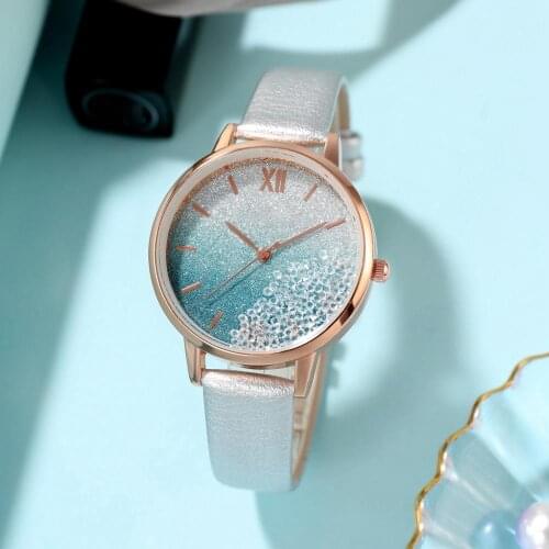 Women Watch 2021 Top Luxury Sky Blue Quicksand Lady Wrist Watch Female Round Change Color Dial Quartz Watch relogio feminino