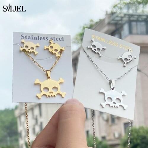 Fashion Skeleton Necklaces For Women Men Skull and Crossbones Pendant Necklace Vintage Punk Goth Halloween Jewelry Gifts