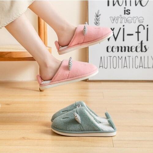 Women Slippers Winter Warm House Home Soft Non-Slip Plush Cotton Shoes Men Lovers Bedroom Ladies Cute Fur Slides MTX102