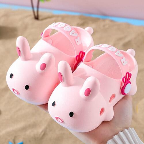 Childrens Sandals Summer Slippers Baby Hole Shoes Anti Slip Cartoon Rabbit Home Bathing Kids Shoes Outdoor Beach Wear 2021