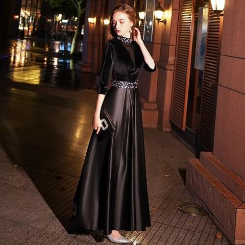 Weiyin Black Velour Evening Dress Long 2021 Sexy A-line Party Dress Crystal Half Sleeves Prom Dresses Robe De Soiree WY1051