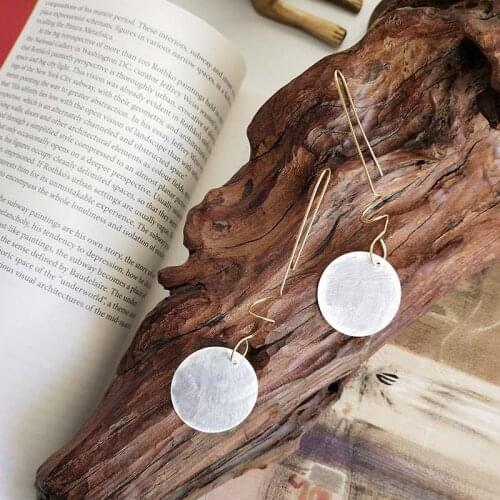 Hot Sale Fashion Round Shell Dangle Earrings For Women Korean 925 Sterling Silver Twist Earring Party Gifts Fashion Jewelry