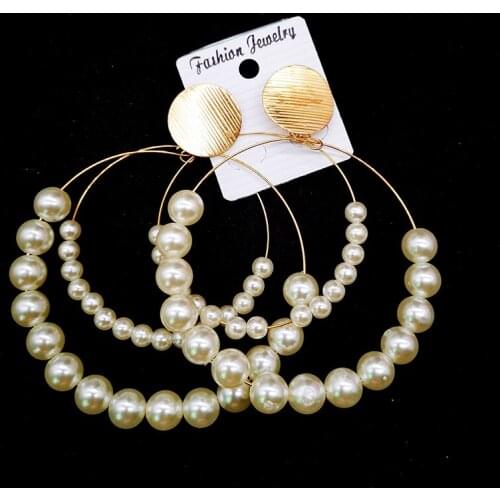 Free Shipping! Round Pearl Wooden earrings