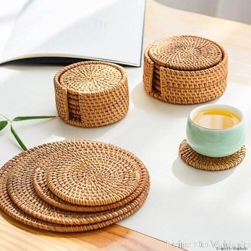 1PC Round Natural Rattan Coasters Bowl Pad Handmade Insulation Placemats Table Padding Cup Mats Kitchen Decoration Accessories