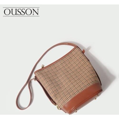 OUSSON 2020 new autumn & winter Korea Dongdaemun fashion large capacity plaid portable bucket bag shoulder Messenger bag women