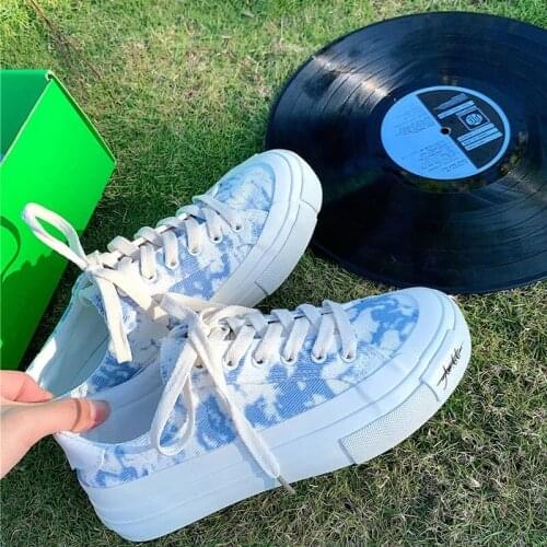 Rainbow Candy Color Gradient Tie Dye Sneakers Women Lace Up Platform Canvas Shoes Harajuku Designer Espadrilles White Flats 2021