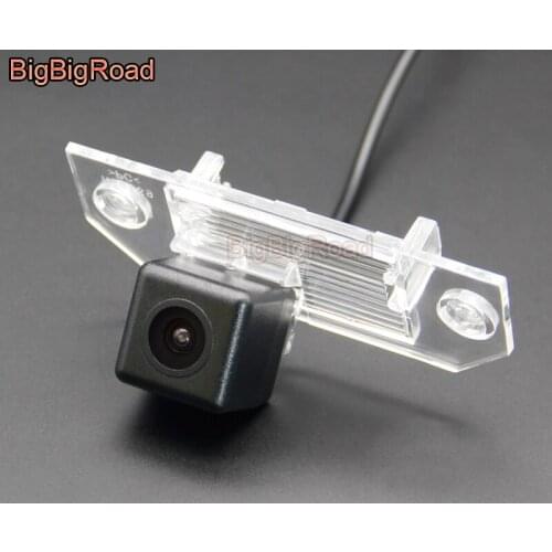 BigBigRoad For Skoda Octavia Tour / Laura 2006 Car Reverse Camera Back up Parking Camera / Rear View Camera / HD CCD