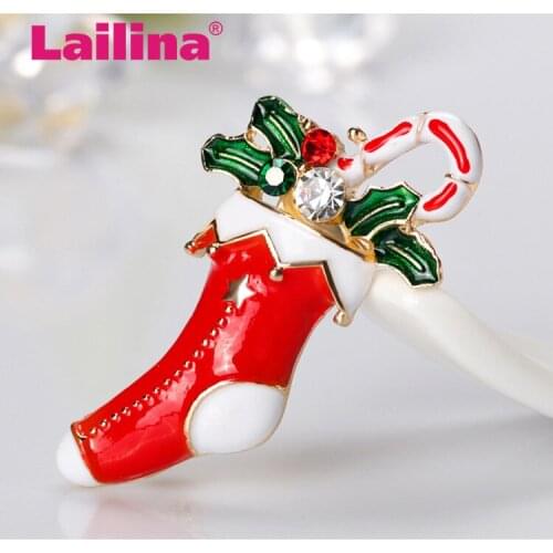 Enamel Christmas Stocking Brooches For Women Gold-Color Brooch Pins Scarf Dress Lapel Pin Christmas Decorations Jewelry