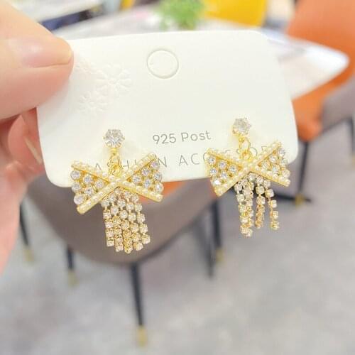 Korean version of tassel earrings bow 2020 new autumn and winter exquisite all-match short exquisite Women Jewelry Earrring