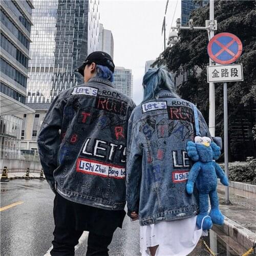 2020 Fashion The New Loose Graffiti Printing Hole Denim Jacket Free Shipping