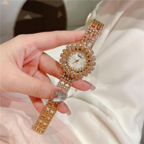 Cacaxi Luxury High Quality Watches Women Quartz Wristwatch Waterproof Ladies Watch Oval Rose gold Gift Relojes Mujers A183