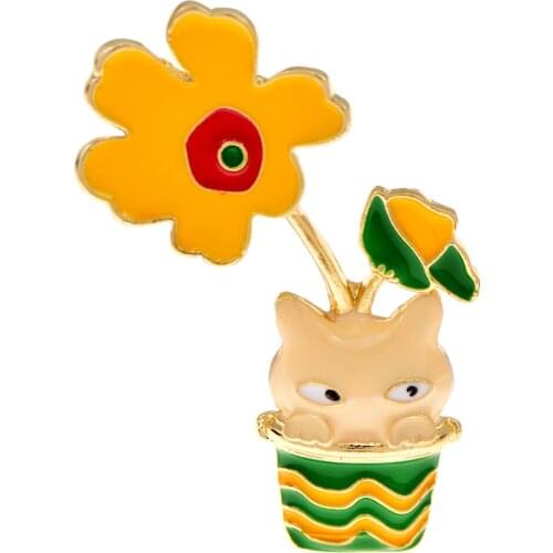 CINDY XIANG New Enamel Hide In Flowe Pot Cat Brooches For Women Cute Animal Pet Party Office Casual Brooch Pins Jewelry Gifts