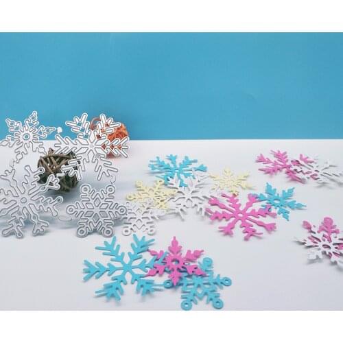 New 4-piece snowflake cutting die Christmas metal cutting die for DIY scrapbook photo album paper card embossing