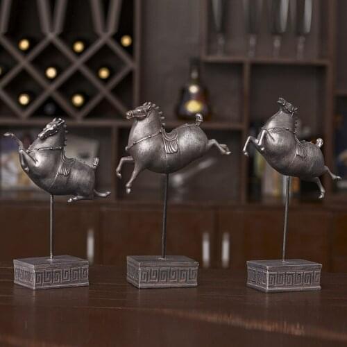 American country resin retro old soldiers and horses world decoration film house shooting props soft furnishings