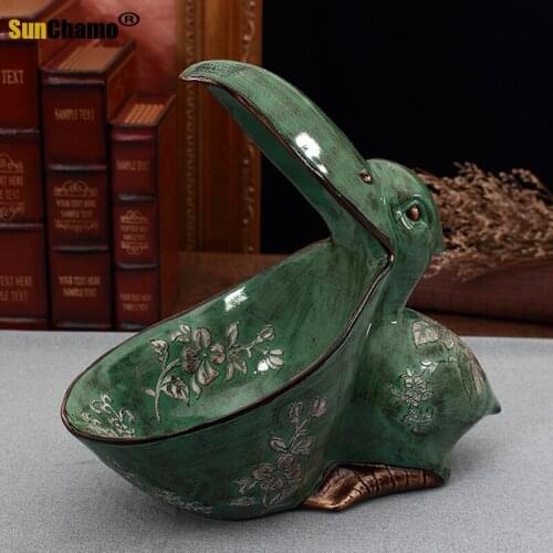 American retro creative entries, European style portraits, shoes, decorations, keys, home accessories, gifts