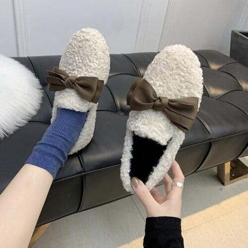 Autumn And Winter Fashion Peas Shoes Female Wild Hair Ball A Pedal Lazy Warm Cotton Shoes Women Short Plush women shoes U12-76