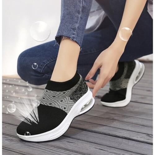 Women Casual Shoes Fashion Stretch Fabric Walk Flat Shoes Lady Sneakers Shoes Tenis Feminino Shoes Lady Spring Slip-on Shoes