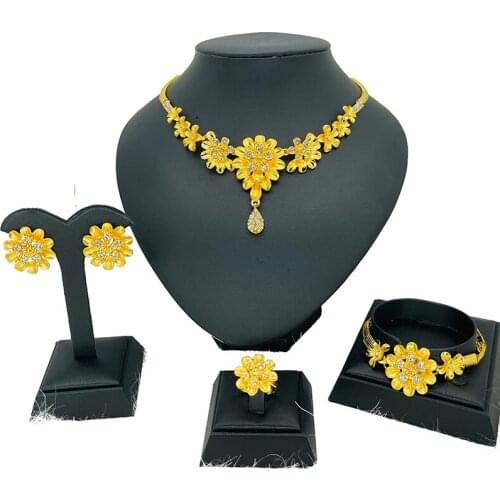 Dubai Wedding Party Crystal Jewelry Sets Gold Africa Women Clavicle Necklace Earrings Ring Bracelet Classic Girls Jewelry Gift