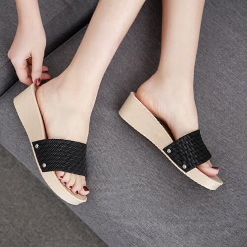 Women Woven Sandals Slipper Non-Slip Wear-Resistant Thick-Soled Mid-Heel Soft Bottom Indoor Outdoor Flip-flops Beach Shoes