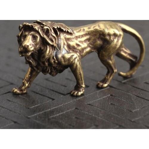 Brass Lion Statue Vivid Handmade Sculpture Ornament Copper 39*12*25mm Figurine For Interior Desk Home Decoration Accessories