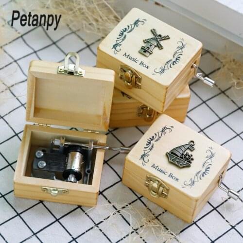 Random music Hand-operated music box Castle In The Sky Hand Cranked Wood music box Christmas Birthday Girl friend Gift