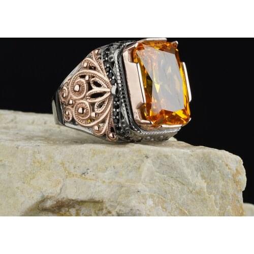 Custom Jewelry Guaranteed High-quality 925 Sterling Silver citrine stone ring green color in a luxurious way for men with gif