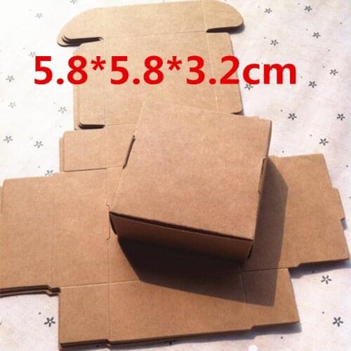 50pcs New DIY Kraft Paper/Black/white Gift Box For Wedding Favors Birthday Party Candy Cookies Christmas party gift ideas Boxes