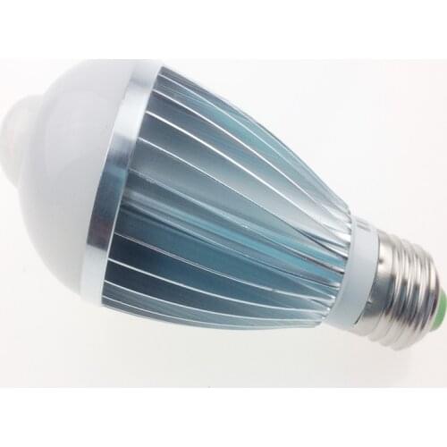 Motion Control AC85-265V E27 5W 7W PIR Auto Motion Sensor Detection SMD 5730 220V/110v 14led LED Light Lamp Bulbs free Shipping