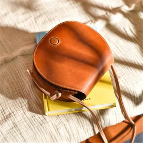 Original hand-made vegetable tanned Genuine leather mini saddle bag small bag small fresh leather messenger shell handbag