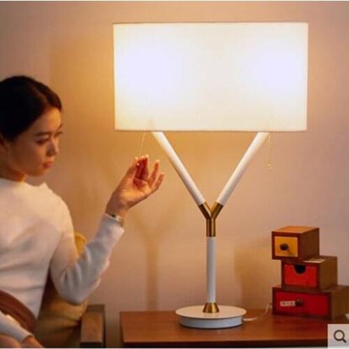Nordic creative living room bedroom bedside table lamp American simple personality hotel room decoration table lamp ZA781450
