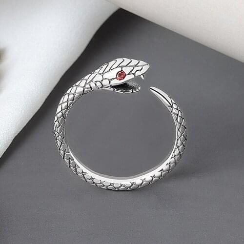 Retro Exaggerated Red Eye Snake Ring Silver Color Opening Adjustable Ring Men and Womens Cool Punk Gothic Hip Hop Ring Jewelry