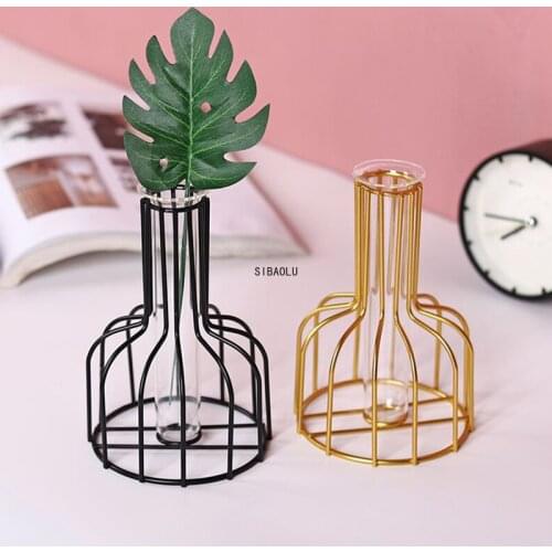 New Retro Iron Line Flowers Vase Metal Plant Holder Modern Gold Black Home Decor Nordic Styles Classic Iron Small Tabletop Vase