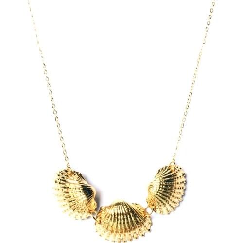 FUWO Gold Trimmed Scallop Necklace Wolesale,Three Natural Shell Designs Boho Jewelry Gift For Women NC507 10 Pieces/Lot
