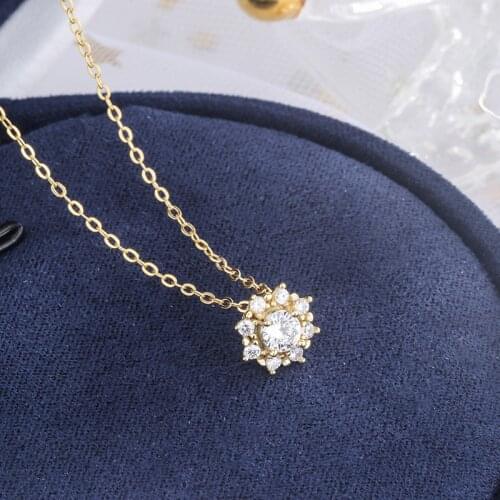 925 Sterling Silver Sun Pavé Crystal Pendant Necklace Women European Style Elegant Simple Banquet Gift Jewelry