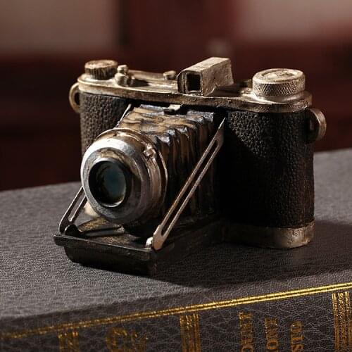 Resin crafts, retro camera Europe and the United States nostalgic camera shooting props cafe ornaments, desktop Decoration(A292)