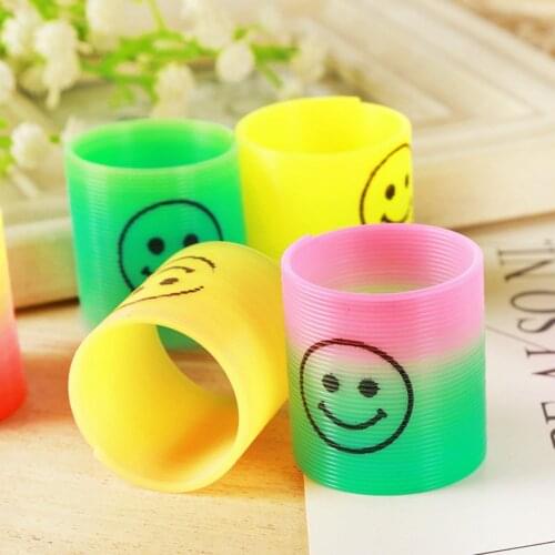 1pcs Rainbow Circle Funny Toys Early Development Educational Folding Plastic Spring Coil Childrens Creative Magical Toys