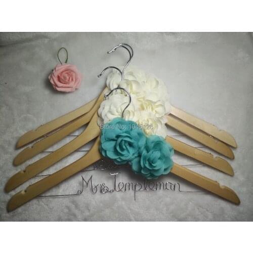 Free shipping 4 Personalized Wedding Hanger, bridesmaid gifts, name hanger, brides hanger,flower hanger ,Home Decoration
