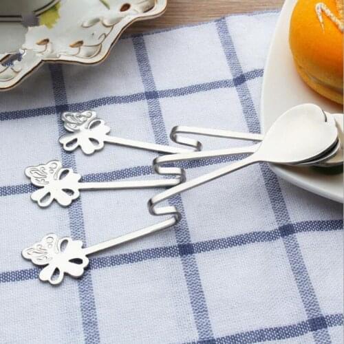 Stainless Steel Heart Shaped Spoon Dessert Tea Coffee Mixer Spoons Cafe Kitchen Accessories Tools Decoration Supplies F20173523