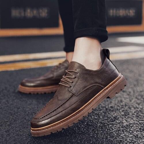 Men Casual Shoes Leather Brand Mens Dress Shoes British Style Business Flat Shoes Breathable Office Wedding Comfy Men shoes
