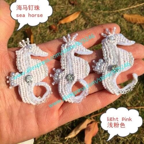 Cute pink seahorse beaded patch for Kids' garment dress shoes decoration hand-sewed crystal applique for sweater DIY hand crafts
