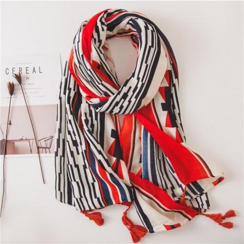Spring and Summer New Cotton and Linen Shawl Color Holiday Ethnic Style Sunscreen Scarf Silk Scarf Beach Towel for Women