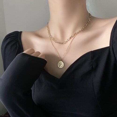 Creative Street Shooting Necklaces Double Layer Complex Temperament Yu Jie Fan Clavicle Chain Metal Head Coin Necklace for Women