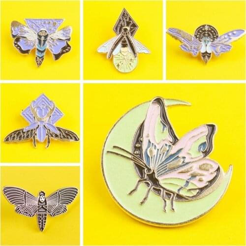 Butterfly Patches Enamel Pins For Backpacks Metal Badges On Backpack Set Pin Badges For Clothes Lapel Pin Bags Badge Gift Brooch