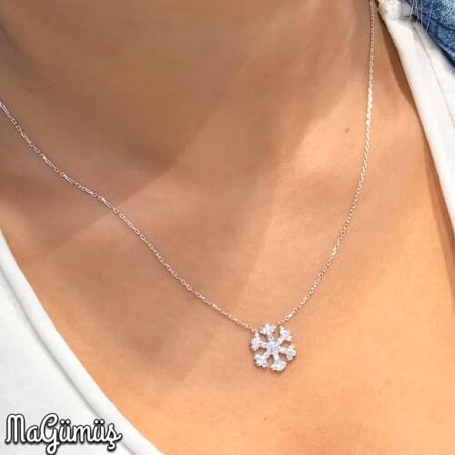Simple Elegant Silver Snowflake Lady Necklace